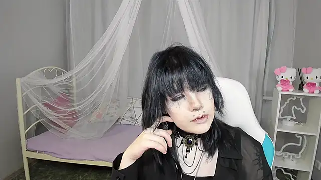 Snapshot of RamonaKlein chatting on November 30, 2025, 7:53 am RamonaKlein online show from November 30, 2025, 7:53 am