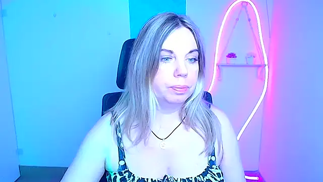 Amanda Swannn online show from March 28, 2026, 7:09 am