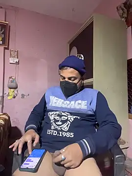 Saxymood1111 online show from February 3, 2026, 6:22 am