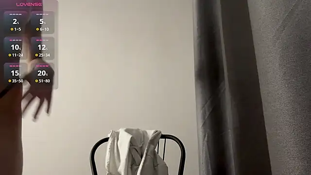 Snapshot of ElyaMur chatting on February 8, 2026, 3:54 pm ElyaMur online show from February 8, 2026, 3:54 pm