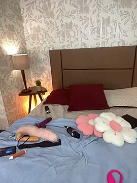 Snapshot of Paolagh_ chatting on February 26, 2026, 3:28 am Paolagh online show from February 26, 2026, 3:28 am