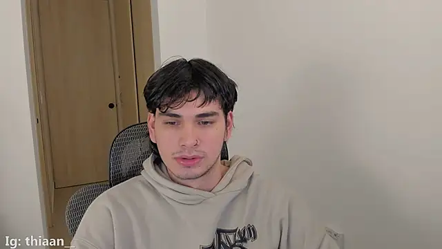 thiaann online show from November 28, 2025, 10:32 pm