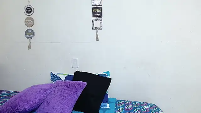 Snapshot of rose_towers4 chatting on January 15, 2026, 9:40 pm rose towers4 online show from January 15, 2026, 9:40 pm