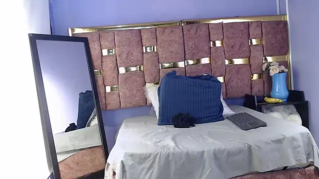  Caroline34 online show from February 16, 2026, 10:47 am