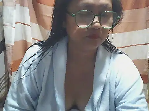 Snapshot of fireflower70 chatting on February 23, 2026, 2:50 pm fireflower70 online show from February 23, 2026, 2:50 pm