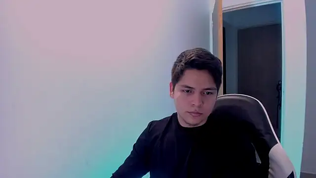 Snapshot of Asta_YunoXXX chatting on June 4, 2026, 10:31 am Asta YunoXXX online show from June 4, 2026, 10:31 am