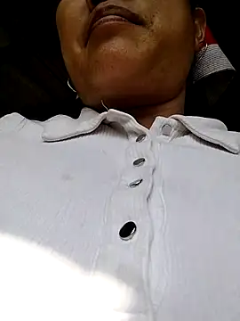 Snapshot of LeoPet2x chatting on February 26, 2026, 6:24 am LeoPet2x online show from February 26, 2026, 6:24 am