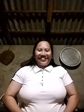 Snapshot of LeoPet2x chatting on February 18, 2026, 4:14 pm LeoPet2x online show from February 18, 2026, 4:14 pm