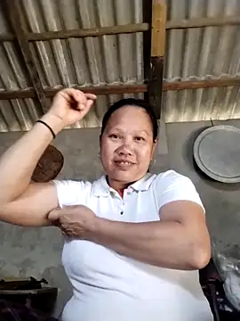 Snapshot of LeoPet2x chatting on March 1, 2026, 3:39 am LeoPet2x online show from March 1, 2026, 3:39 am