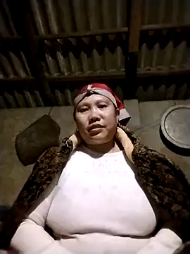 Snapshot of LeoPet2x chatting on January 15, 2026, 4:21 pm LeoPet2x online show from January 15, 2026, 4:21 pm