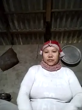 Snapshot of LeoPet2x chatting on February 12, 2026, 1:49 am LeoPet2x online show from February 12, 2026, 1:49 am