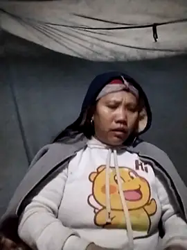 Snapshot of LeoPet2x chatting on January 5, 2026, 5:27 pm LeoPet2x online show from January 5, 2026, 5:27 pm