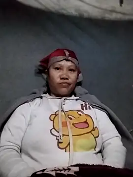 Snapshot of LeoPet2x chatting on January 6, 2026, 8:24 pm LeoPet2x online show from January 6, 2026, 8:24 pm