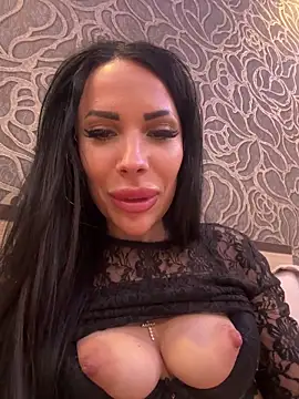 Sweet little gir online show from March 4, 2026, 8:05 pm