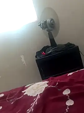 Snapshot of _-_putinha_- chatting on December 2, 2025, 3:03 pm - putinha - online show from December 2, 2025, 3:03 pm