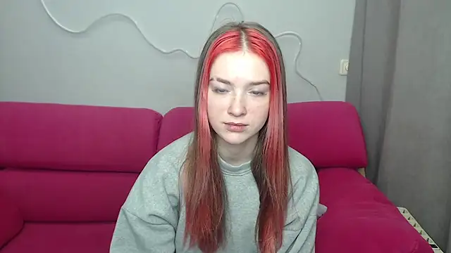 Snapshot of CassieLiam chatting on December 1, 2025, 10:38 am CassieLiam online show from December 1, 2025, 10:38 am