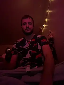 Snapshot of Grek32X chatting on November 30, 2025, 10:32 pm Grek32X online show from November 30, 2025, 10:32 pm