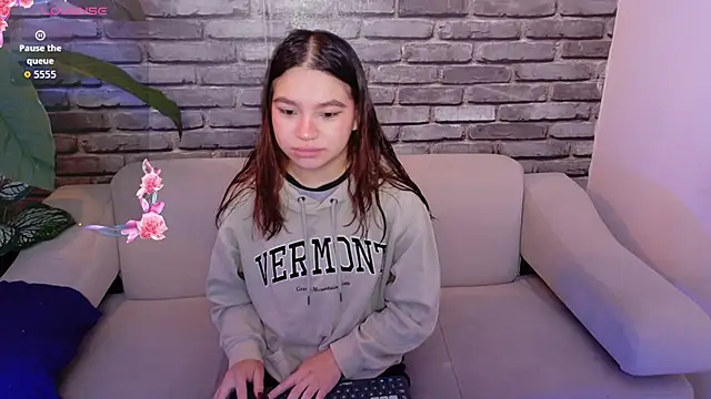 laurent scott online show from December 14, 2025, 12:00 pm