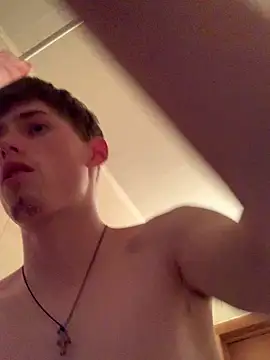 FreeRich online show from December 16, 2025, 3:27 pm