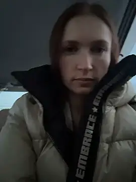 ZaraHill online show from January 14, 2026, 2:37 am