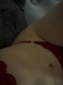 Snapshot of Lena_Ja chatting on December 17, 2025, 8:14 pm Lena Ja online show from December 17, 2025, 8:14 pm