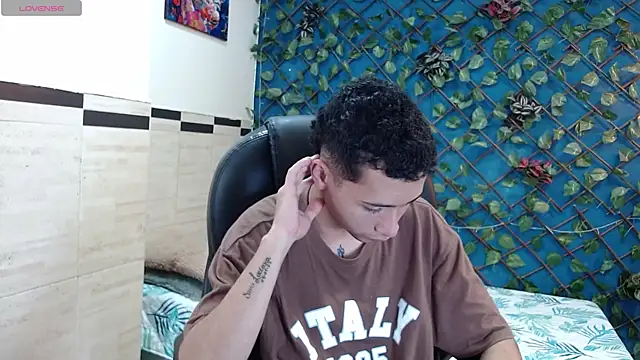 LucassSmith11 online show from April 18, 2026, 7:18 pm