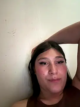 AngieG02  online show from December 13, 2025, 8:26 pm