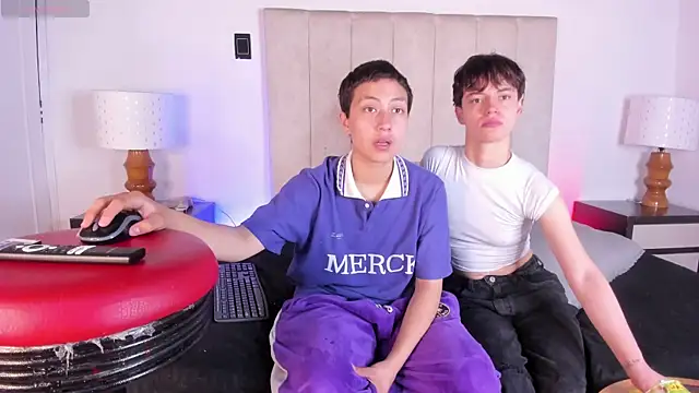 Brenda Tina online show from January 13, 2026, 3:43 am