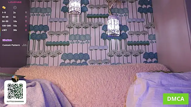 ElizzaBed online show from December 17, 2025, 4:28 am