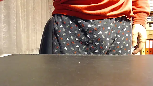 Snapshot of Tightholeboy chatting on November 28, 2025, 8:20 pm Tightholeboy online show from November 28, 2025, 8:20 pm