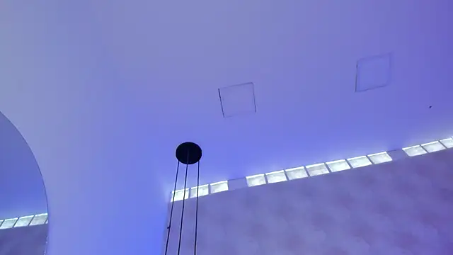 Emily luve online show from February 2, 2026, 7:35 pm