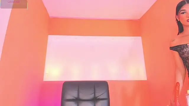 Snapshot of PrettyAngel__ chatting on February 6, 2026, 8:05 pm PrettyAngel online show from February 6, 2026, 8:05 pm