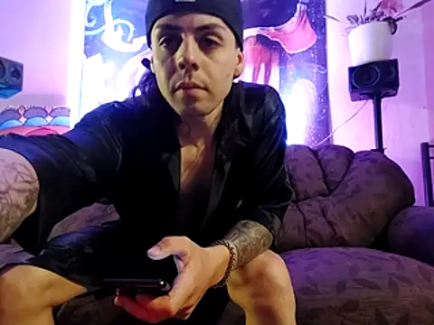 MrsyMrssecret online show from November 30, 2025, 6:47 am