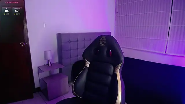  Emmaa x online show from December 2, 2025, 2:56 am