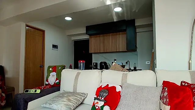 Snapshot of liorvante chatting on December 17, 2025, 2:00 pm liorvante online show from December 17, 2025, 2:00 pm