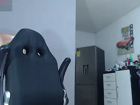 BASTIAN NICOLAS  online show from April 27, 2026, 7:34 pm