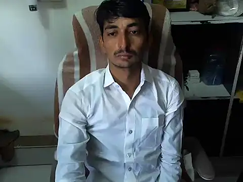 Snapshot of TwinklyBasket897 chatting on December 4, 2025, 3:49 am TwinklyBasket897 online show from December 4, 2025, 3:49 am