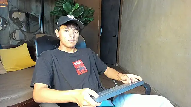 isaac grimm online show from February 22, 2026, 3:09 am