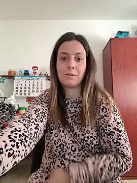 Sareyxon online show from April 8, 2026, 7:10 am