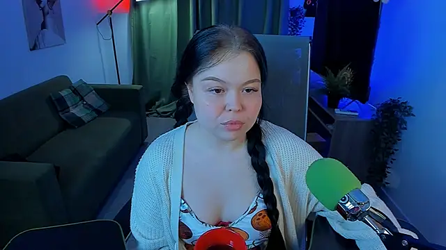 MartishaAddams online show from January 8, 2026, 7:03 am