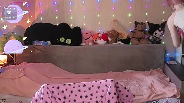 Kitty smalltits online show from February 28, 2026, 6:46 am