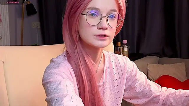 Kitty smalltits online show from January 15, 2026, 4:16 am