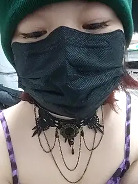 Snapshot of miniiceyya chatting on February 13, 2026, 2:28 pm miniiceyya online show from February 13, 2026, 2:28 pm