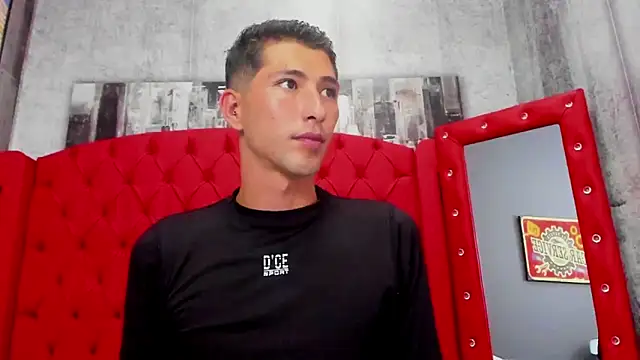 jay Bluee1 online show from December 4, 2025, 9:03 pm