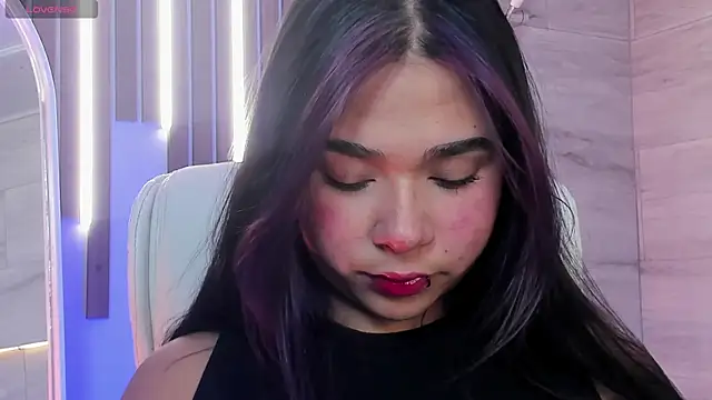 Snapshot of Mylarossi chatting on February 4, 2026, 1:17 pm Mylarossi online show from February 4, 2026, 1:17 pm