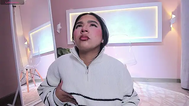 Mylarossi online show from December 16, 2025, 3:49 pm