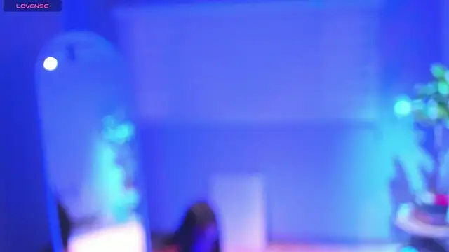 Snapshot of Mylarossi chatting on February 28, 2026, 2:50 pm Mylarossi online show from February 28, 2026, 2:50 pm