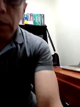 Snapshot of JRAdams23 chatting on December 17, 2025, 2:22 pm JRAdams23 online show from December 17, 2025, 2:22 pm