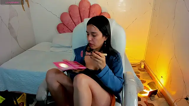 Cherrybombs  online show from February 20, 2026, 12:51 pm