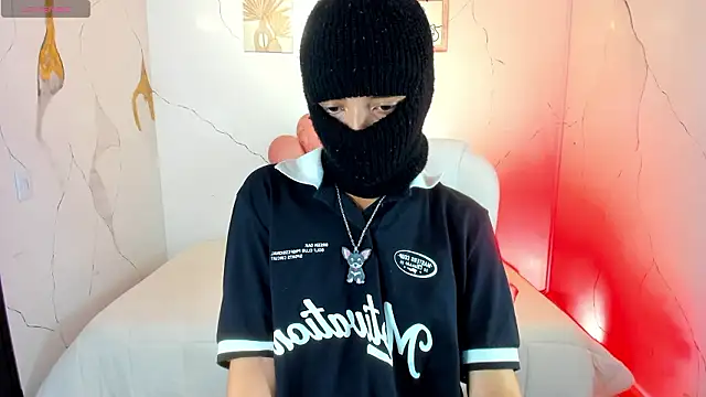 Cherrybombs  online show from March 11, 2026, 12:54 pm